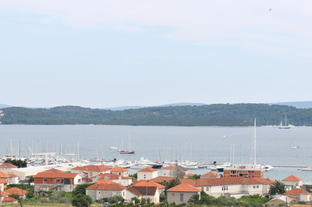 Apartments Marinko Trogir Habitación foto