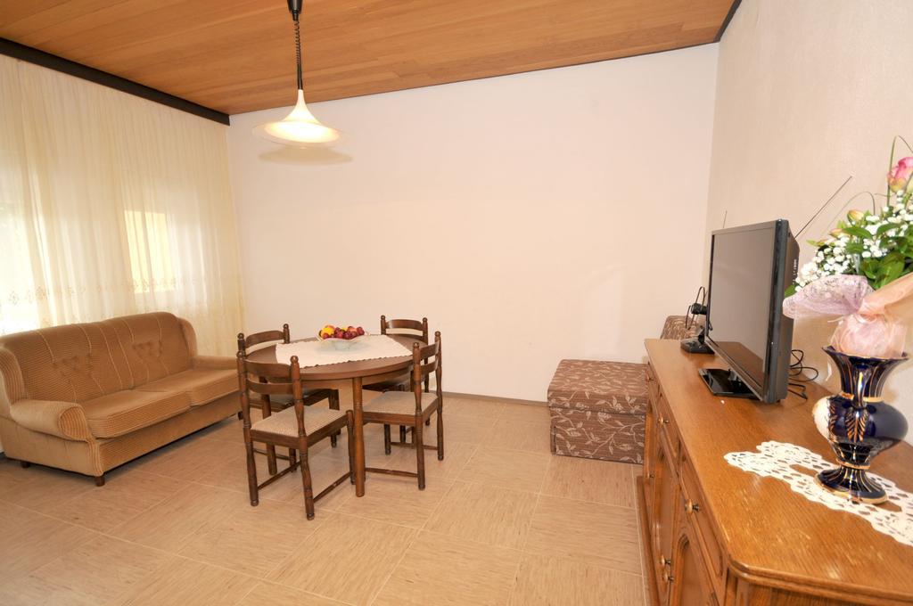 Apartments Marinko Trogir Habitación foto
